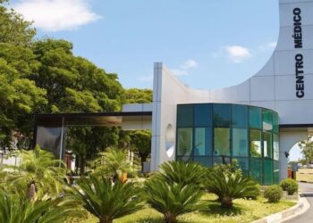 Inaugurado há 51 anos, o Centro Médico possui a maior UTI privada na região. Foto: Divulgação