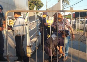 A Guarda Municipal reforçou policiamento para a sessão desta quarta-feira. Fotos: Leandro Ferreira/Hora Campinas