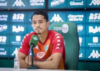 Lucas Araújo tem contrato até o final do ano – Foto: Raphael Silvestre/Guarani FC