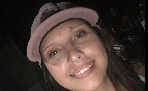 Mulher é morta a facada ao tentar defender amiga de briga com namorado