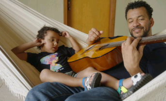 Instituto Anelo lança música ‘Mundo Azul’ no Dia Mundial da Conscientização do Autismo