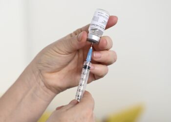 A vacina contra a gripe está disponível nos 68 centros de saúde de Campinas. Foto: Rogério Capela/PMC