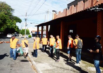 O mutirão 3.945 imóveis e 50,5% foram trabalhados com remoção de criadouros do mosquito e orientação aos moradores. Foto: Toninho Oliveira/PMC