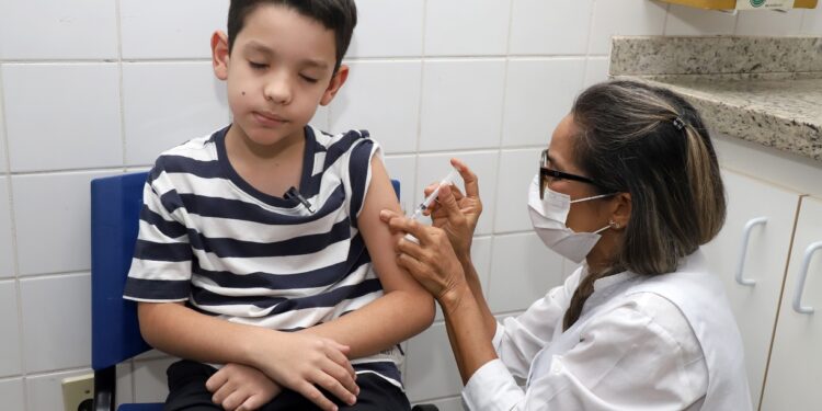 Campinas iniciou na última quinta-feira a imunização contra a dengue. Foto: Rogério Capela/PMC