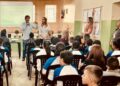 Palestra educativa para alunos de escola em Elias Fausto: aprendizagem sobre reciclagem e meio ambiente - Foto: Divulgação