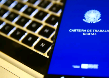 Brasil registra mais de 244 mil empregos formais em março