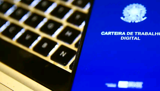 Brasil registra mais de 244 mil empregos formais em março