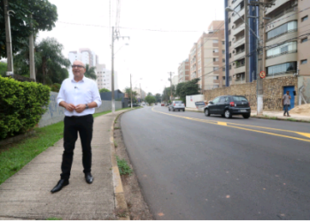O prefeito Dário Saadi durante entrega formal da obra na Avenida José Bonifácio - Foto: Fernanda Sunega/Divulgação PMC