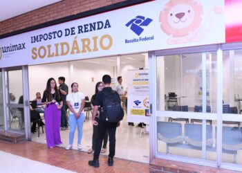 Faculdade realiza ação para auxiliar quem precisa declarar Imposto de Renda - Foto: Eliandro Figueira/UniMAX