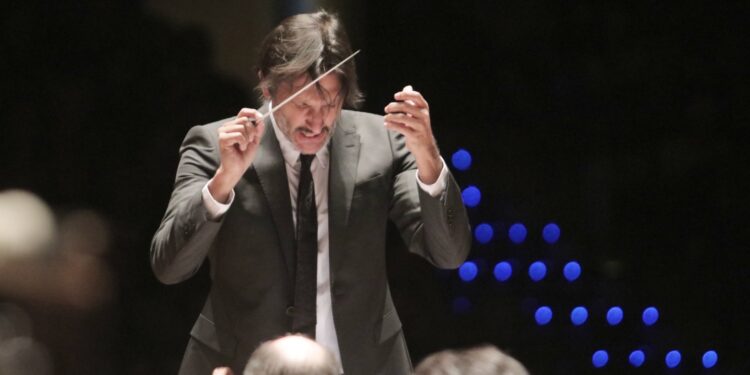 Orquestra terá regência do maestro titular Carlos Prazeres. Foto: Firmino Piton/PMC