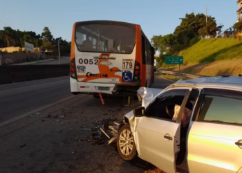 O motorista do veículo morreu no local do acidente. Foto: Polícia Rodoviária/Divulgação