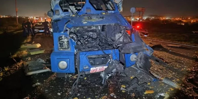 Carro-forte explodiu em rodovia, na altura de Cordeirópolis - Foto: Reprodução/Redes sociais