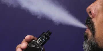 Anvisa publica resolução que proíbe cigarro eletrônico no Brasil