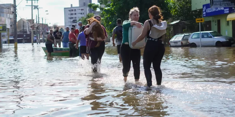 Com 3% da população gaúcha, Canoas lidera ranking de desabrigados
