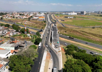 Construção de viaduto da JBD sobre a Bandeirantes entra na fase final