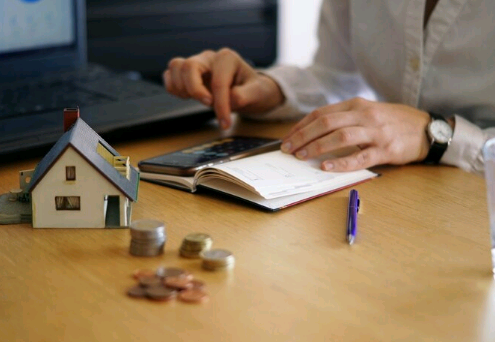 Taxas condominiais em imóveis alugados: quem paga? – por Renato Ferraz Sampaio Savy