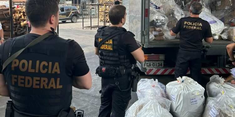 Polícia Federal incinera 410kg de drogas em Nova Odessa