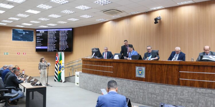 Novo Código de Ética: quebra de decoro pode deixar vereador sem salário em Campinas por até dois meses