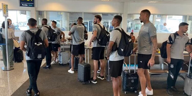 Após três voos cancelados, Ponte chega a SC, mas duelo com Chape é reagendado novamente