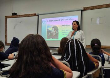 Dia Mundial sem Tabaco: campanha orienta jovens estudantes sobre riscos dos cigarros