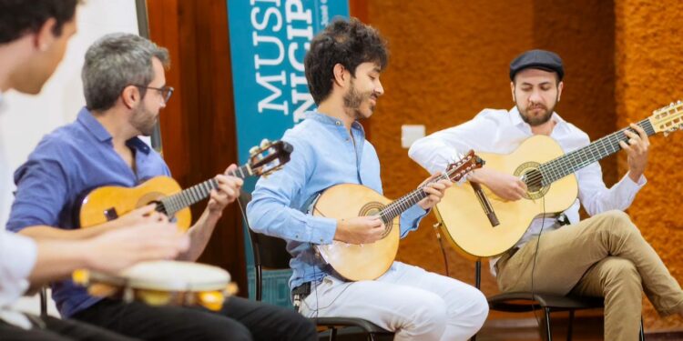 Regional da Vila realiza show gratuito no SESI Amoreiras