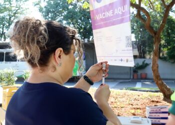 Vacinação contra a pólio chega a terminais urbanos de Campinas