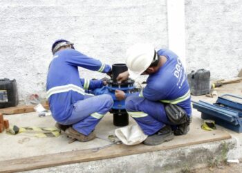 Troca de equipamento interrompe abastecimento de água na Boa Vista