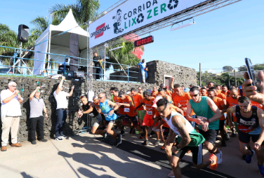 Com gari ‘celebridade’, Campinas realiza 2ª edição da corrida Lixo Zero