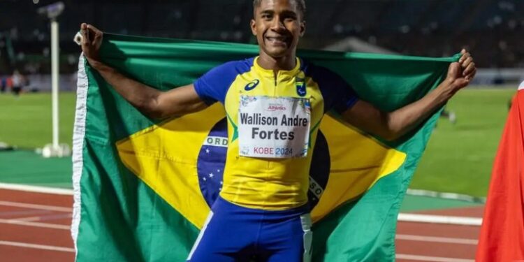 O Brasil encerrou a sua campanha em Kobe com a medalha de ouro do gaúcho Wallison Fortes nos 200m T64 (para amputados de membros inferiores com prótese) na manhã deste sábado (25) - Foto: Divulgação/CPB