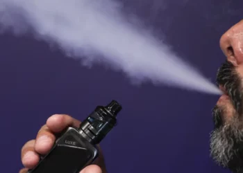 Movimento alerta para os malefícios do cigarro eletrônico