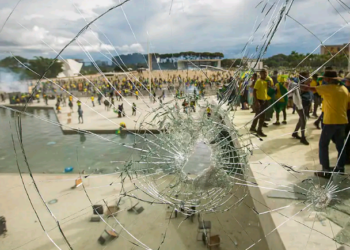 PGR pede inclusão de fugitivos do 8 de janeiro em lista da Interpol