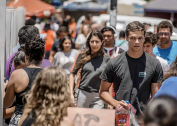 Vaga na universidade: inscrições para o Enem começam nesta segunda