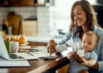 Artigo – Maternidade e carreira: a busca pelo equilíbrio – por Tatiana Romero