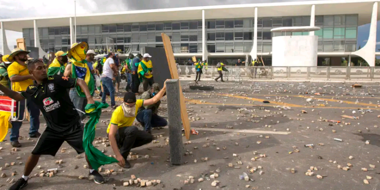 PF cumpre mandados de prisão de foragidos da Operação Lesa Pátria