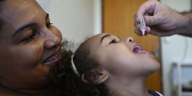 Dia D contra pólio leva vacinação a 26 pontos de Campinas neste sábado