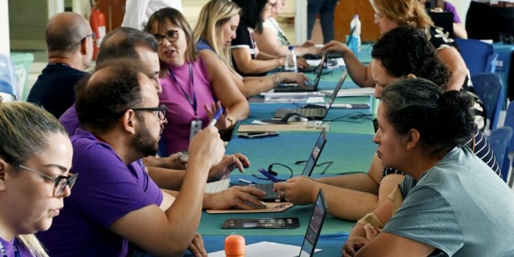 Feirão tem mais de mil vagas de emprego no Parque Dom Pedro