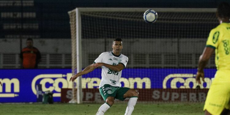 Guarani volta a perder na Série B e encerra rodada na lanterna