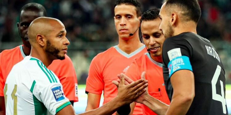 Convocado para a Copa América, Haquín pode desfalcar Ponte em até oito jogos