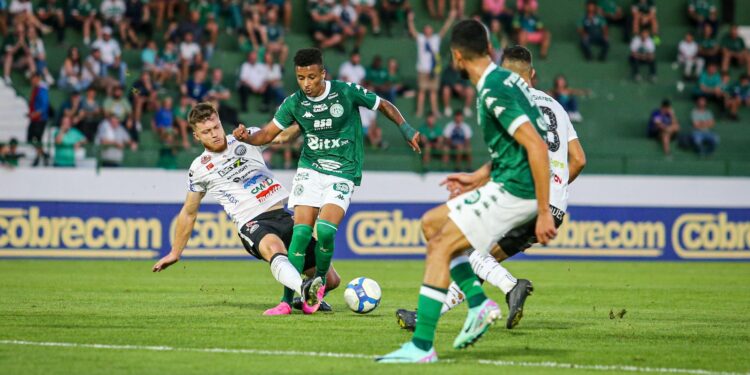 Guarani volta a perder e pressão sobre Júnior Rocha aumenta