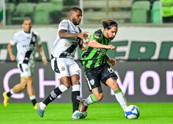 Ponte chega a sete jogos de jejum como visitante e não decola na Série B