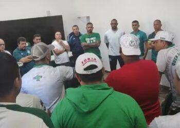 Às vésperas do Dérbi, elenco bugrino volta a ser cobrado em reunião com a torcida