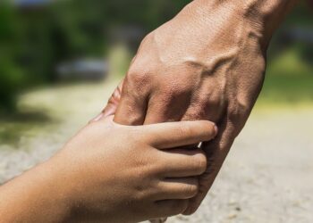 Artigo – Caridade: remédio contra o pecado –  por Padre Alex Nogueira