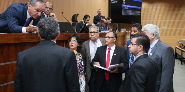 Vereadores analisam veto de Dário ao projeto ‘anti-funk’ nas escolas de Campinas