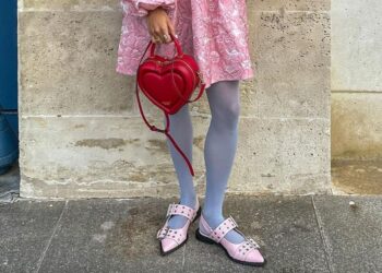 Toque criativo e estiloso: Meias-calças coloridas chegam com tudo nesta temporada – por Daniela Nucci