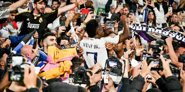 Vini Jr. consagra temporada com gol e título da Liga dos Campeões