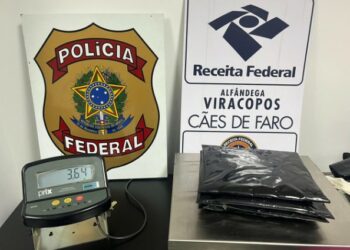 Mulher de 23 anos é presa com 3,6kg de cocaína em Viracopos