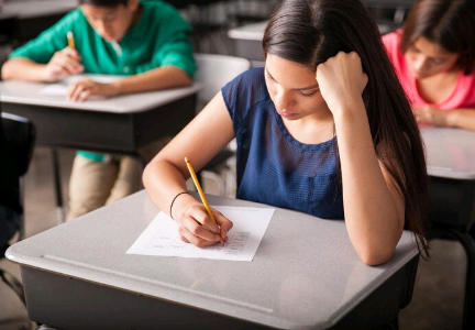 “Olhe pra frente, a prova é individual!” – por Thiago Pontes