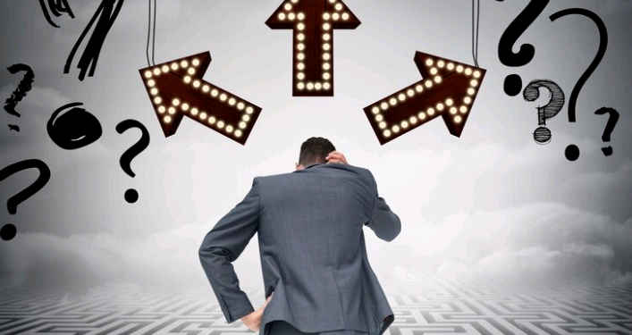 A dura responsabilidade de decidir – por Thiago Pontes