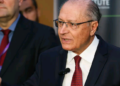 O vice-presidente e ministro Geraldo Alckmin:  'governo está comprometido com o arcabouço fiscal' - Foto: Tomaz Silva/Agência Brasil