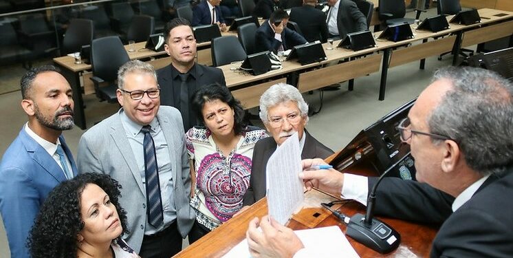 A vereadora Mariana Conti (à direita) era uma das opositoras ao projeto - Foto: Divulgação